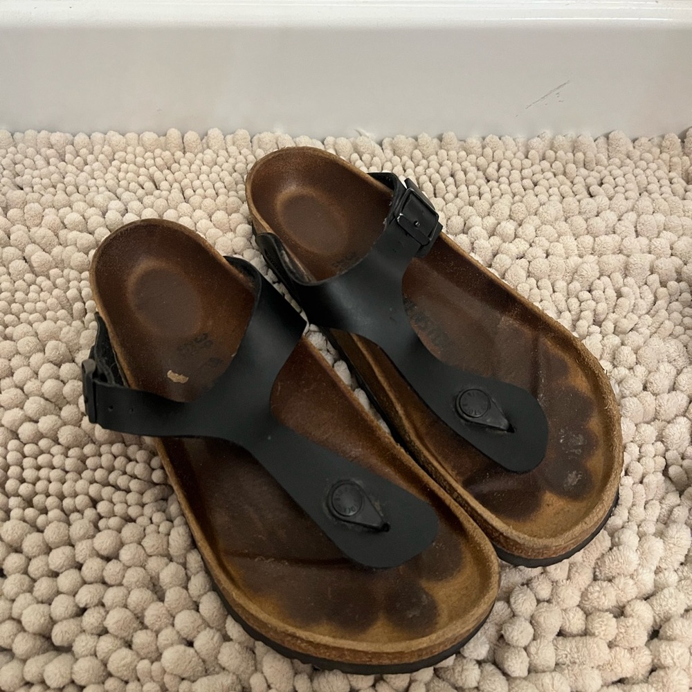 Birkenstock Gizeh Sandals